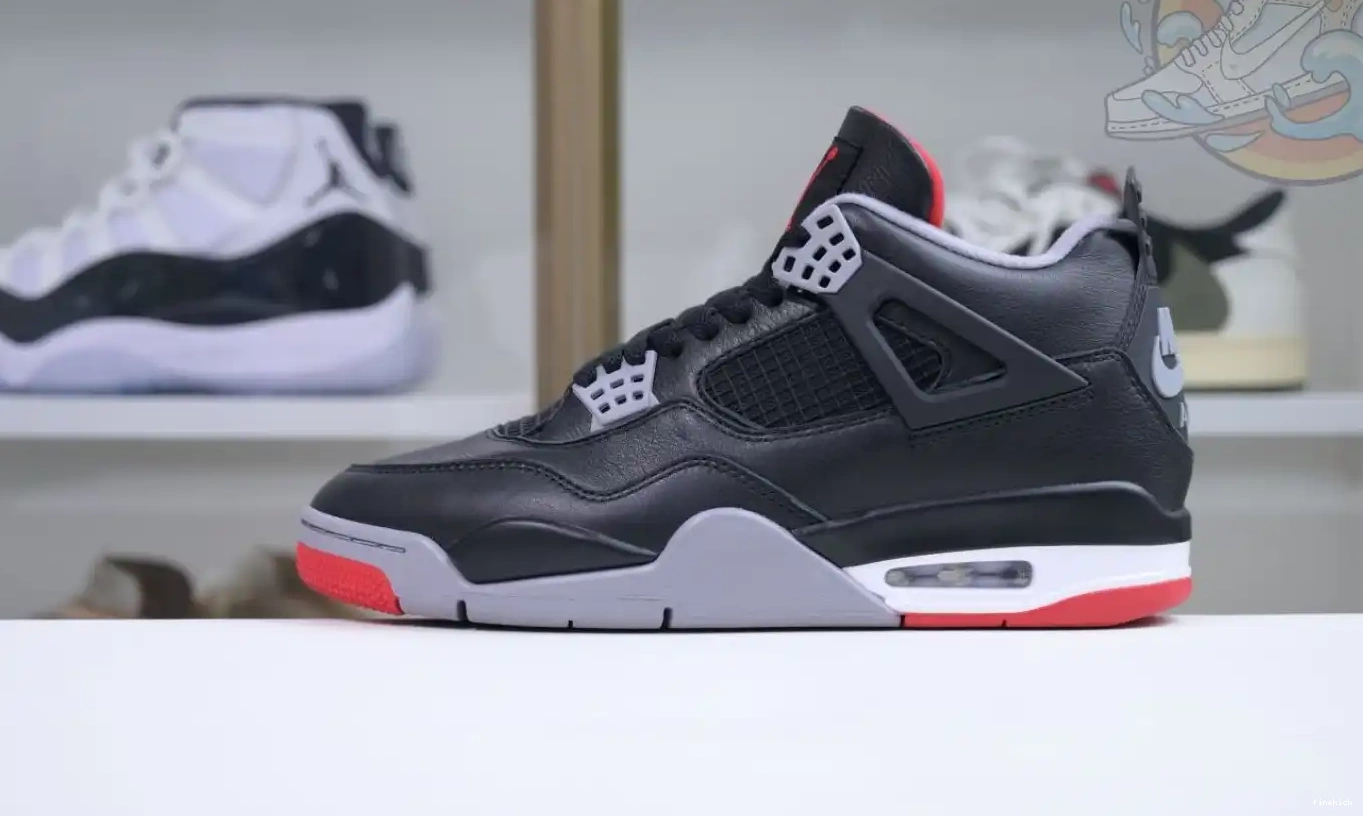 Air Jordan 4